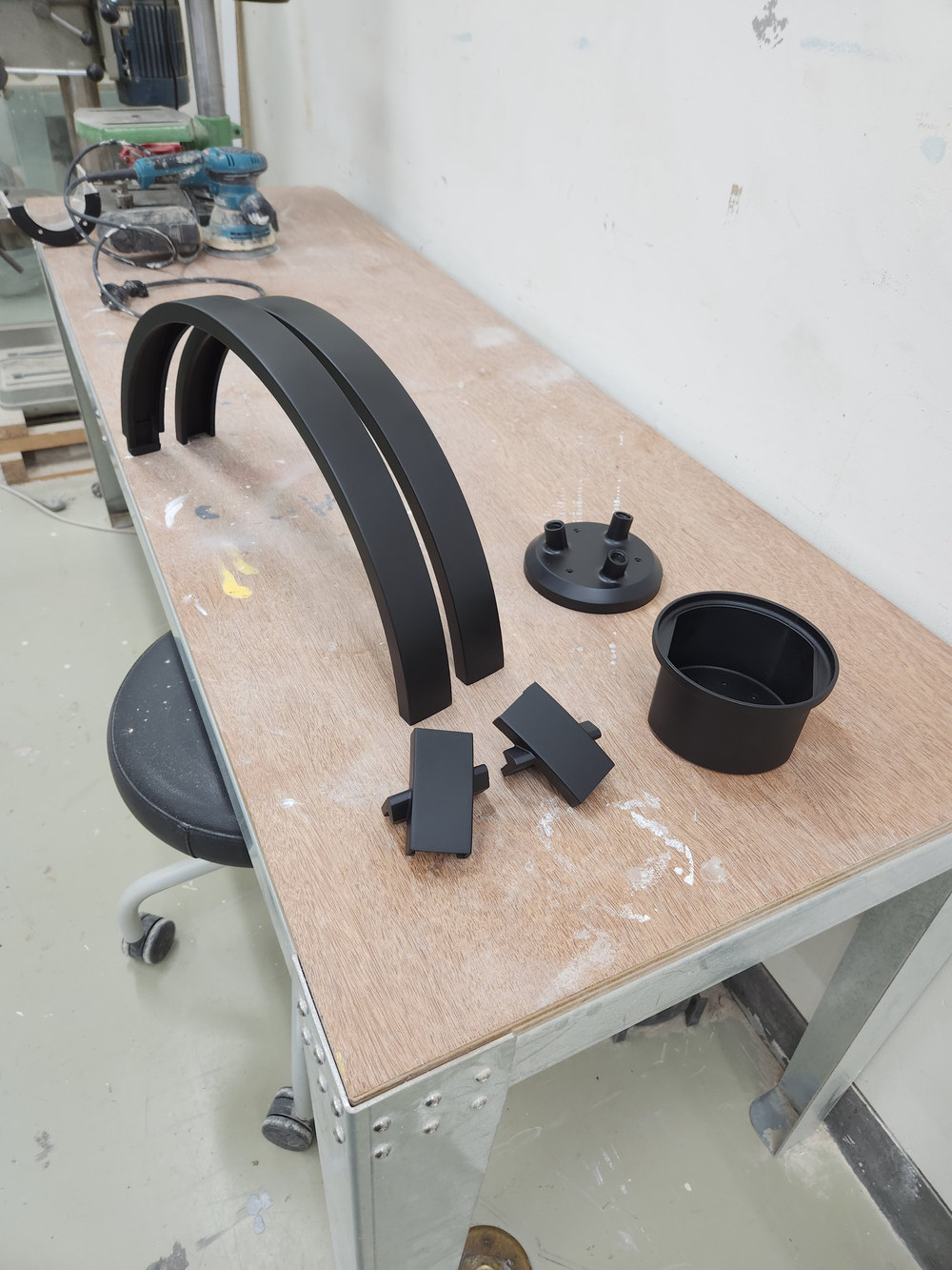 Equinox, Painted parts